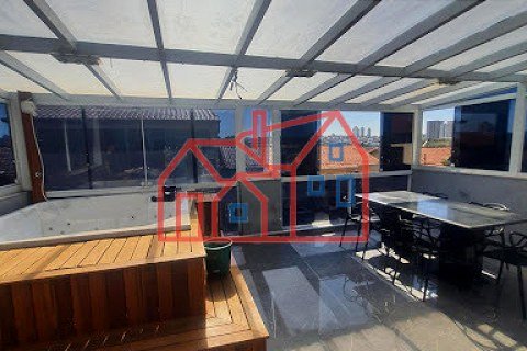 Foto 30 de SOBRADO À VENDA NO PARQUE RESIDENCIAL ORATÓRIO / SÃO LUCAS – PORTEIRA FECHADA, TERRAÇO COM JACUZZI E GARAGEM AMPLA