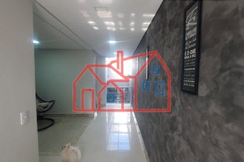 Foto 32 de SOBRADO À VENDA NO PARQUE RESIDENCIAL ORATÓRIO / SÃO LUCAS – PORTEIRA FECHADA, TERRAÇO COM JACUZZI E GARAGEM AMPLA