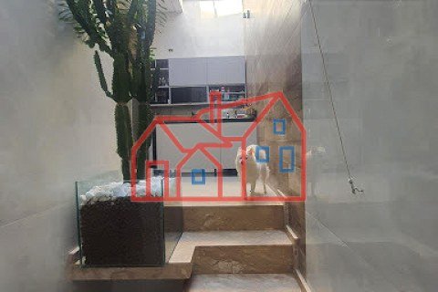 Foto 9 de SOBRADO À VENDA NO PARQUE RESIDENCIAL ORATÓRIO / SÃO LUCAS – PORTEIRA FECHADA, TERRAÇO COM JACUZZI E GARAGEM AMPLA